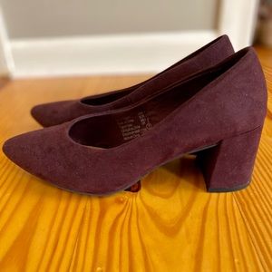 Christian Siriano block heel pumps